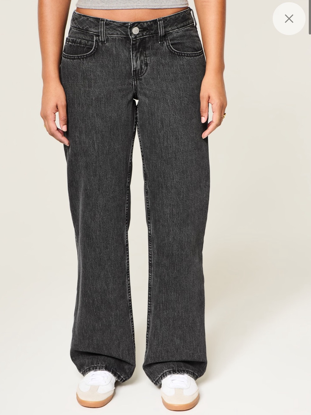 NWT Hollister Curvy Low-Rise Baggy Jeans , washed black size w23/long.